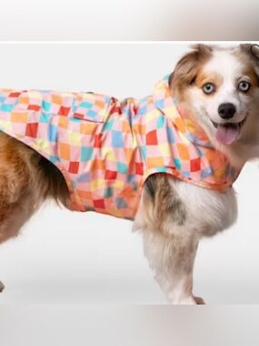 Canada Pooch Poncho for Dogs